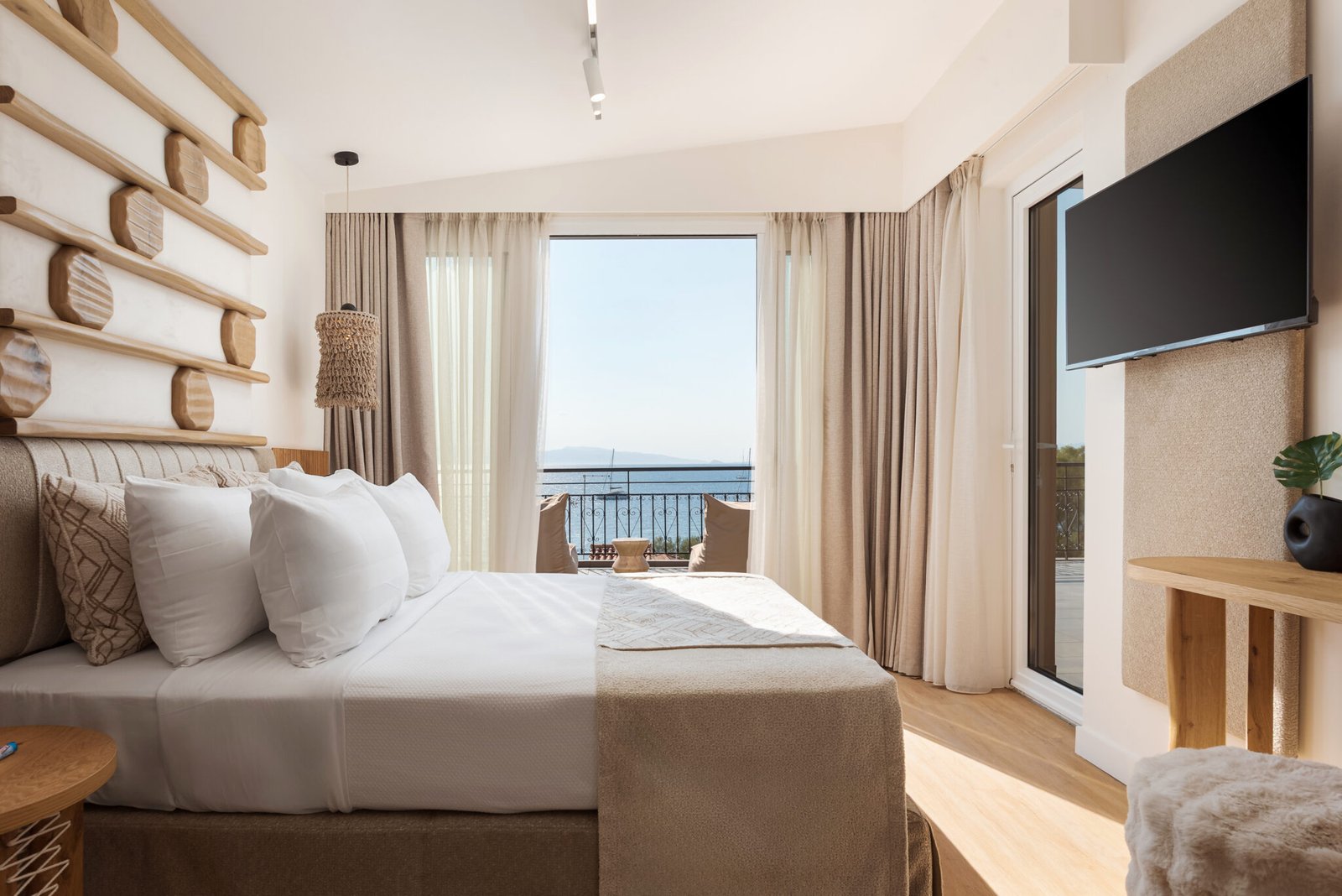 Aigina Dream Suites - boutique hotel interior