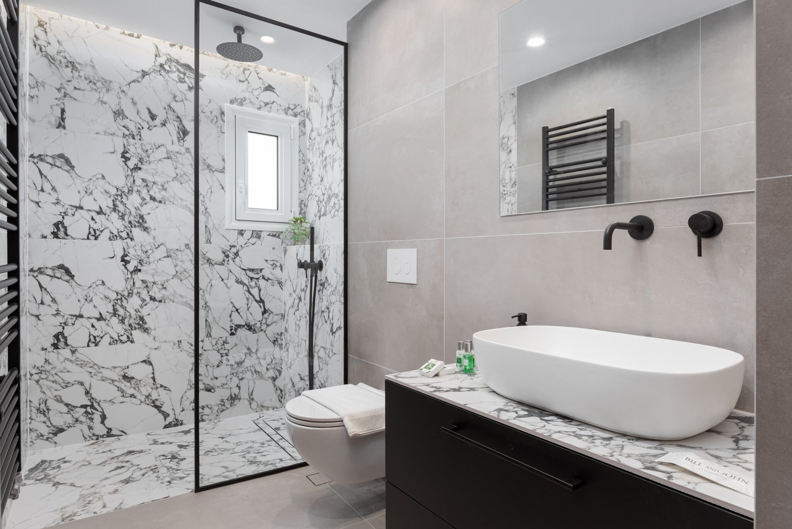 Laodikis 3 Bedroom - urban Athens apartment